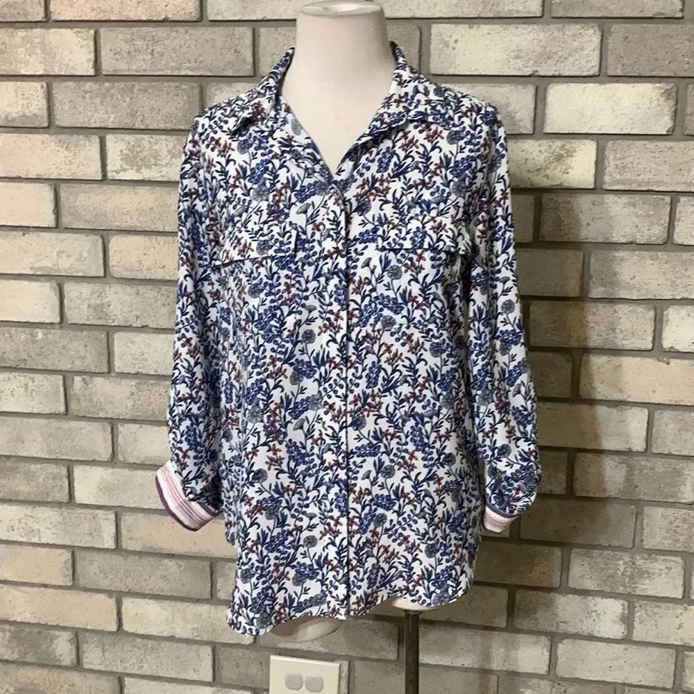 3for$20 blouse button front small